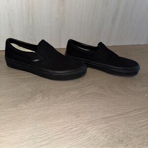 Vans Classic Black Slip-On Shoes size 6
